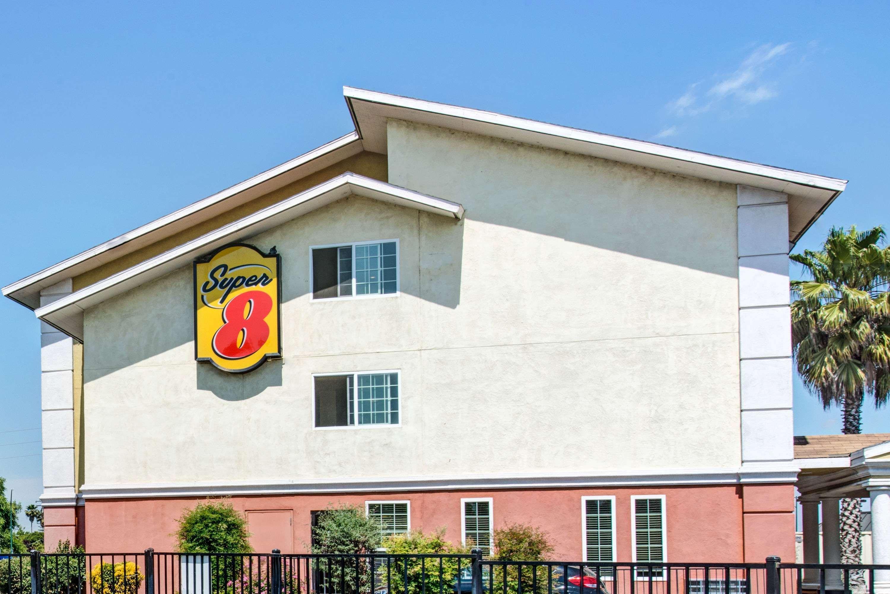 Super 8 By Wyndham Sacramento/Florin Rd Hotel Exterior photo
