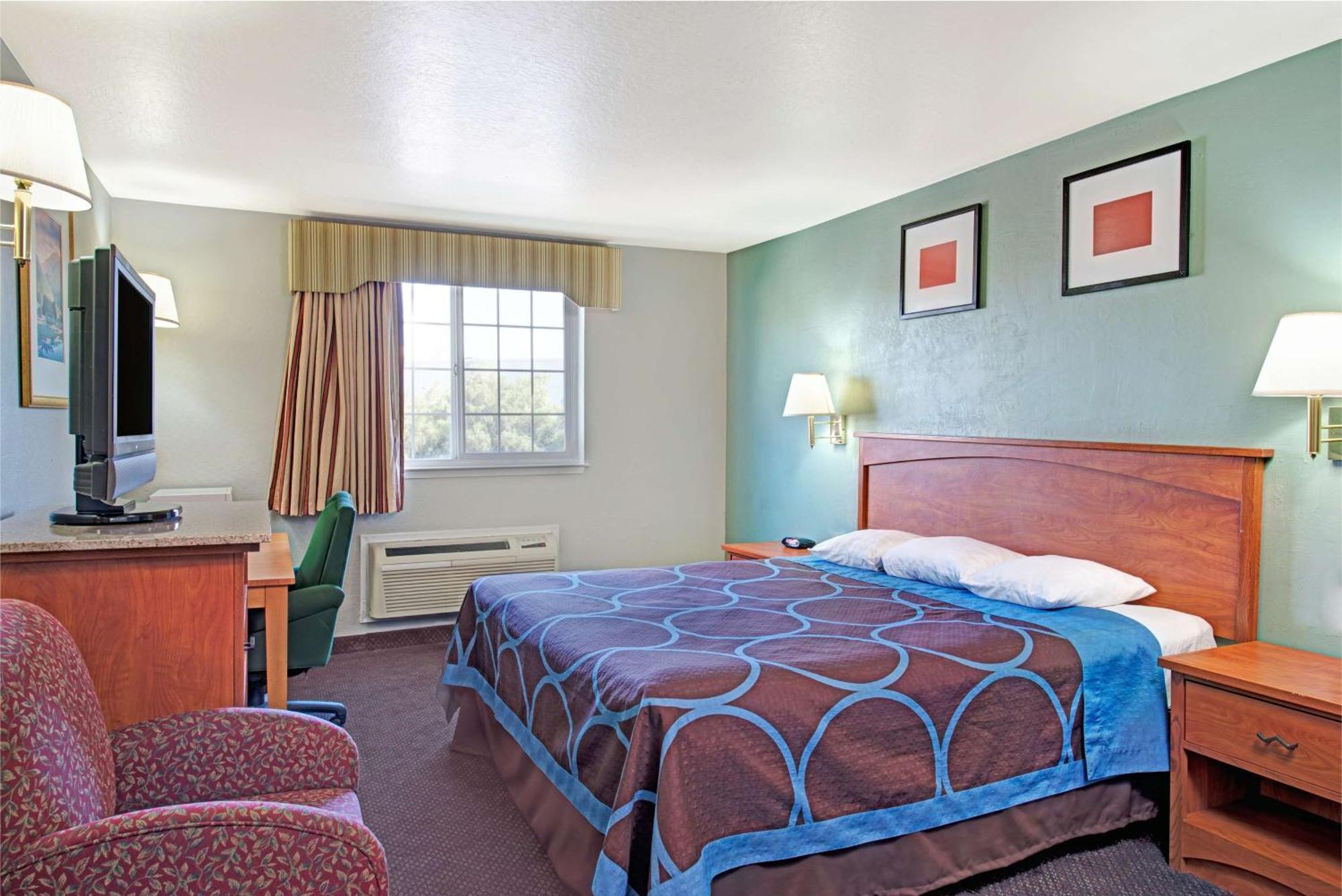Super 8 By Wyndham Sacramento/Florin Rd Hotel Exterior photo
