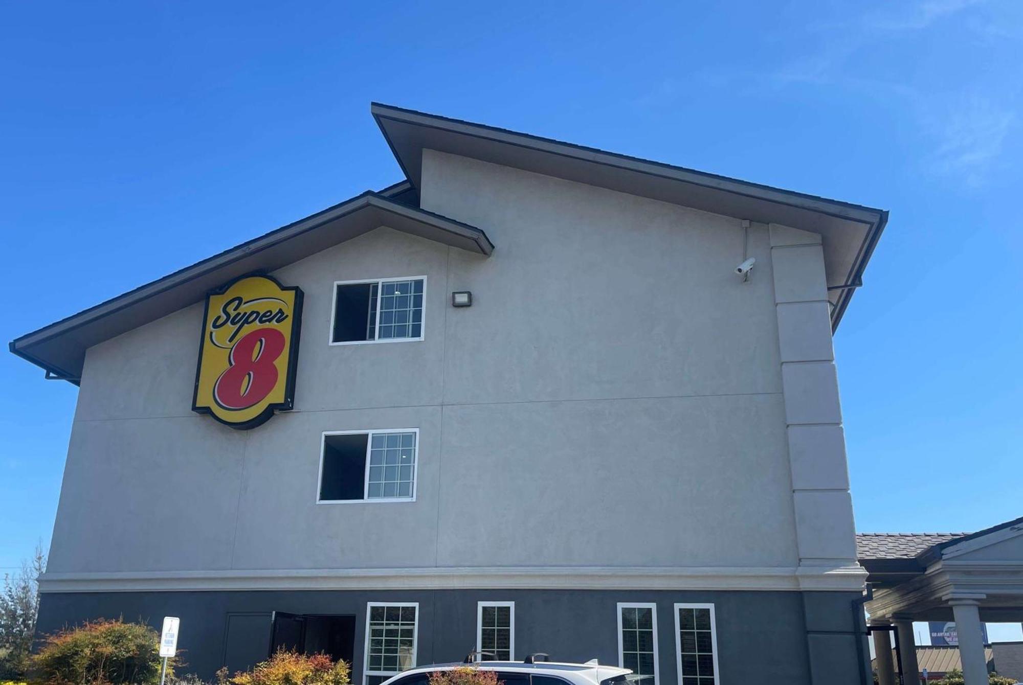 Super 8 By Wyndham Sacramento/Florin Rd Hotel Exterior photo